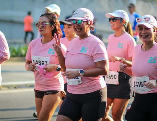 The image of people in running competition
